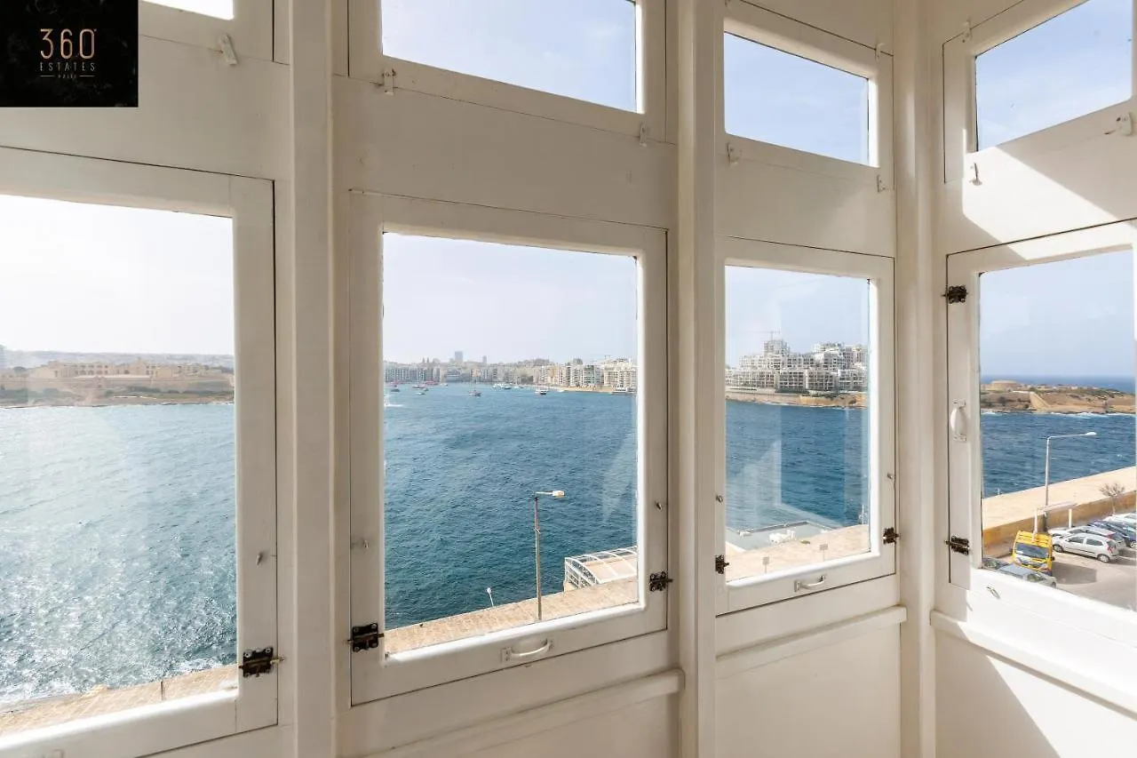 Seafront - Top Location, Top Floor With Wifi & Ac By 360 Estates Valletta Lejlighed