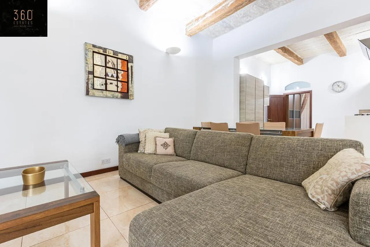 Seafront - Top Location, Top Floor With Wifi & Ac By 360 Estates Valletta