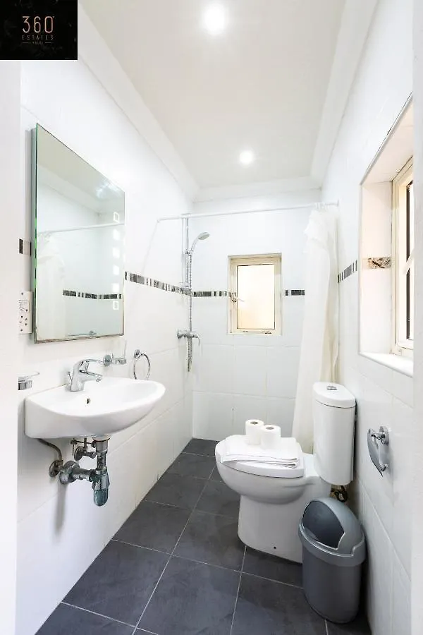 Seafront - Top Location, Top Floor With Wifi & Ac By 360 Estates Valletta